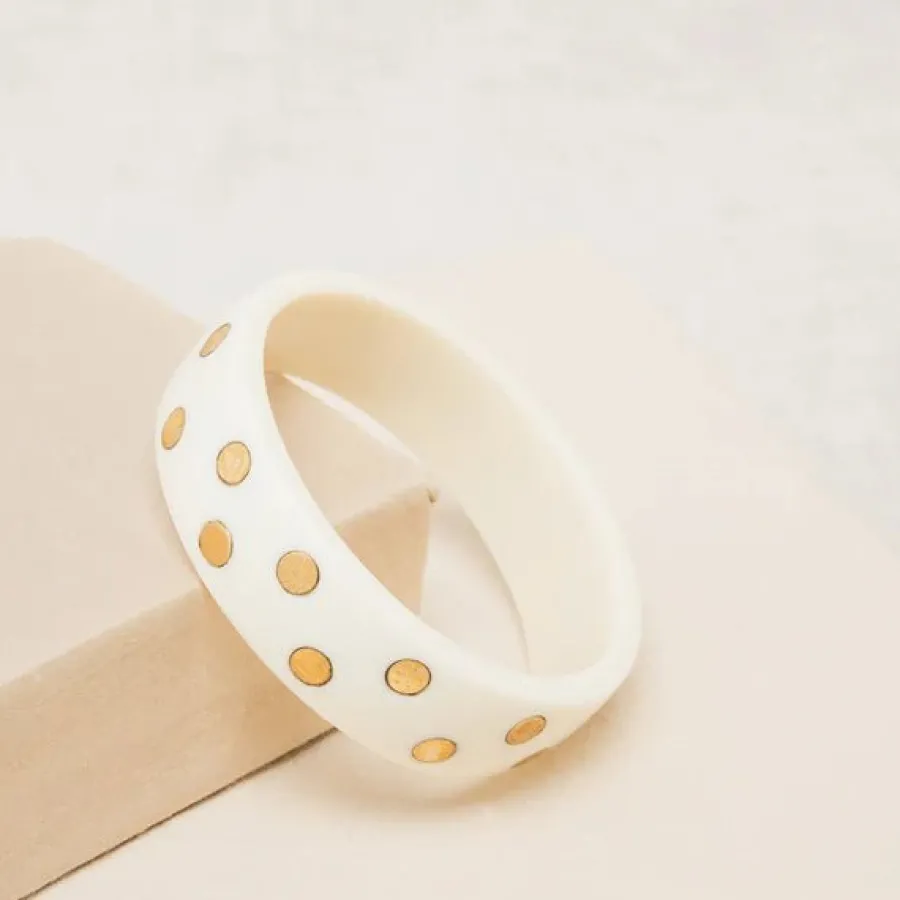 Online Loëla Jonc Marcelin