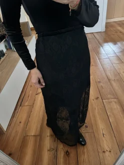 Shop Loëla Jupe Rim NOIR