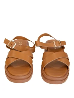 Shop Loëla Sandales Vecchio CAMEL